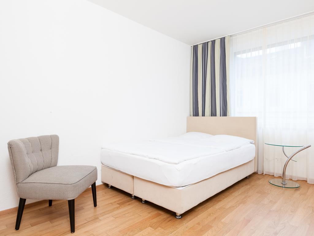 Swiss Star Longstreet - Self Check-in Apartment Zürich